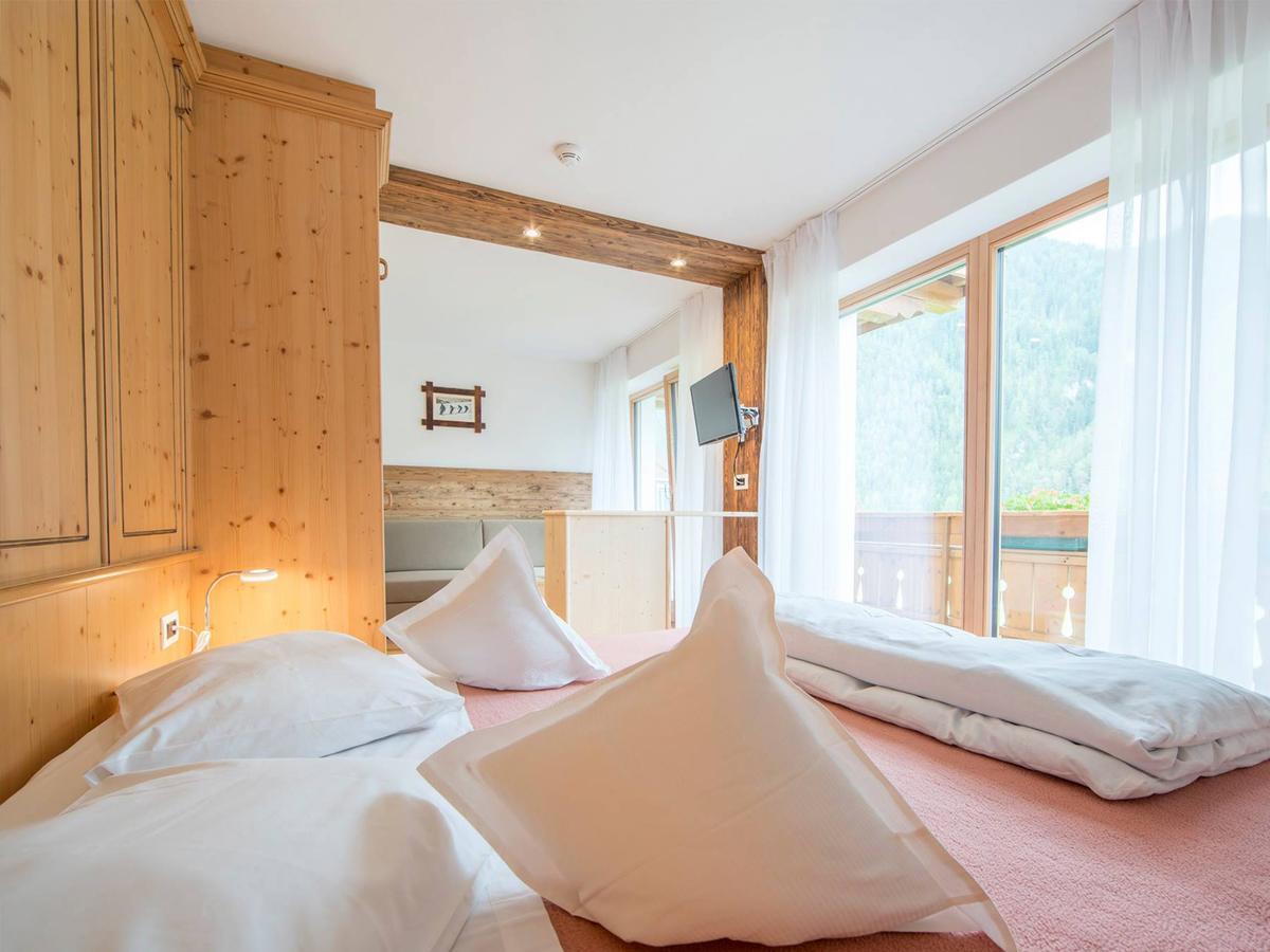 Riposo Al Bosco-Waldruhe Hotel San Vigilio Di Marebbe Kültér fotó